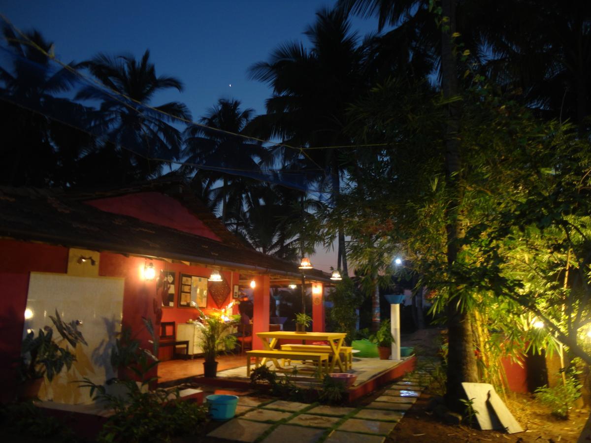 The Yuppi Hippi Female Hostel Anjuna Luaran gambar